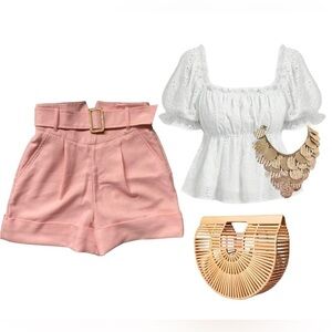 - 🆕Linen peach 🍑 belted pleated linen blend shorts S waist 29”